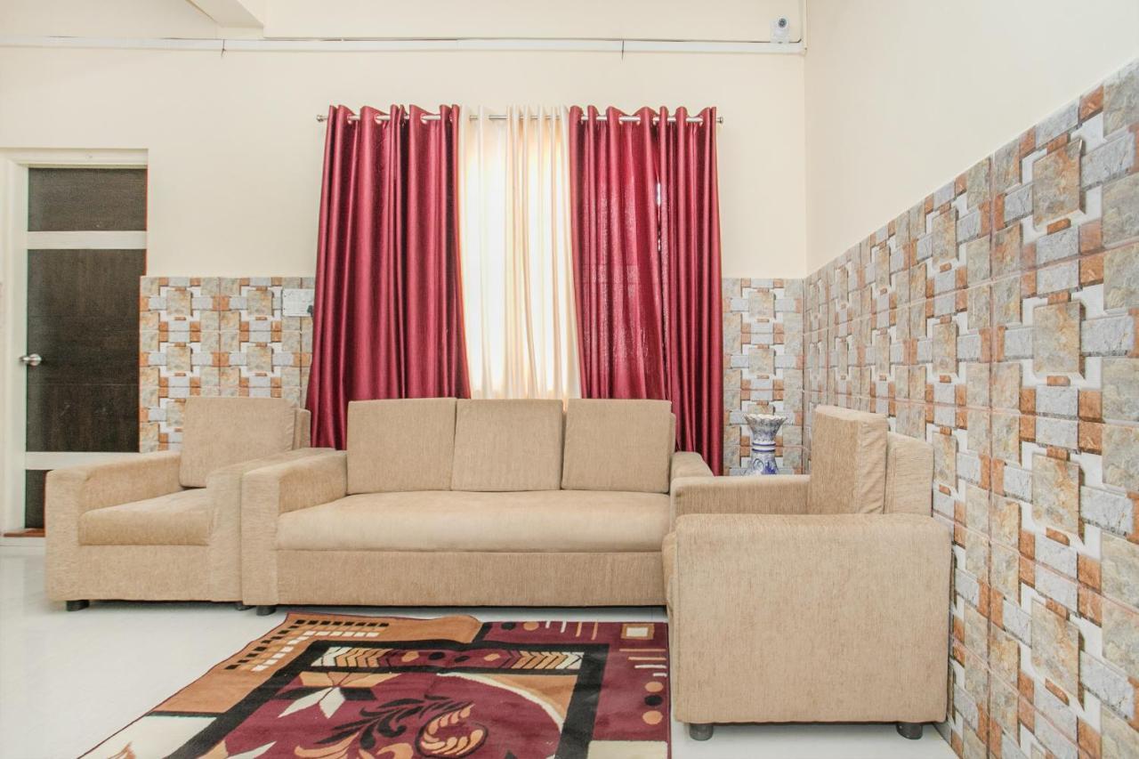 Oyo 24069 Flagship Aaira Inn Μπανγκαλόρ Εξωτερικό φωτογραφία